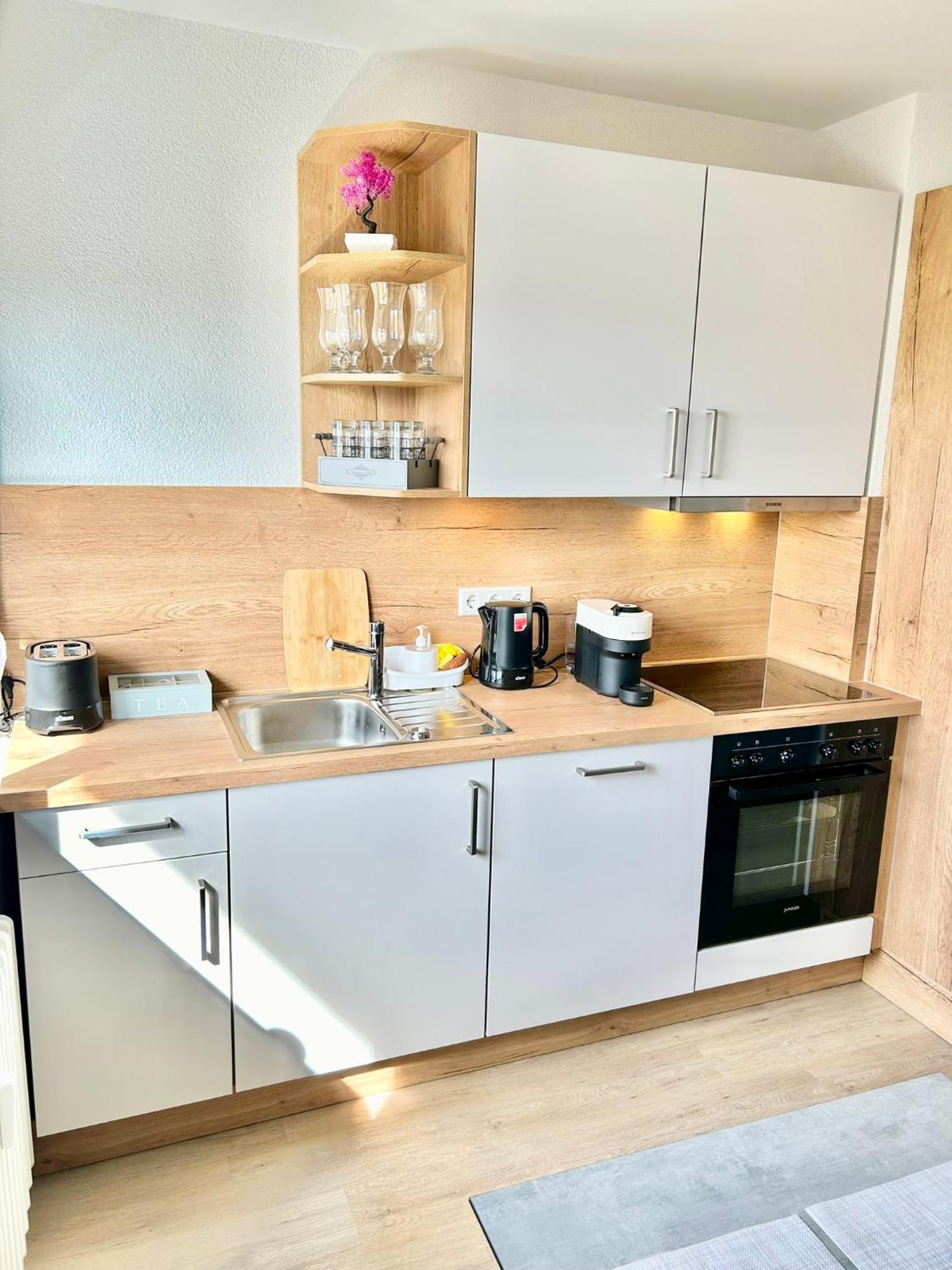 Diamond Apartments: Residenz Dreilaendereck Nahe Flughafen Herten  Exteriör bild